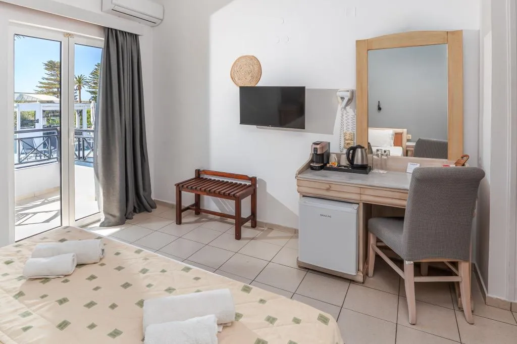 DOUBLE GARDEN VIEW Room, Naiades hotel, Crete