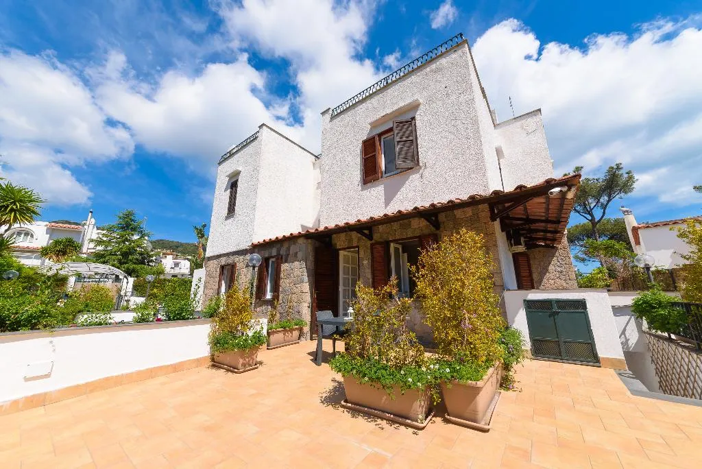 DOUBLE DELUXE Room, Villa Fortuna Holiday Resort, Naples