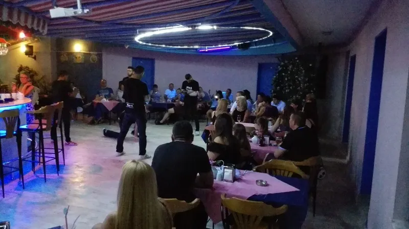 Restaurant, Happy Apart Hotel, Izmir