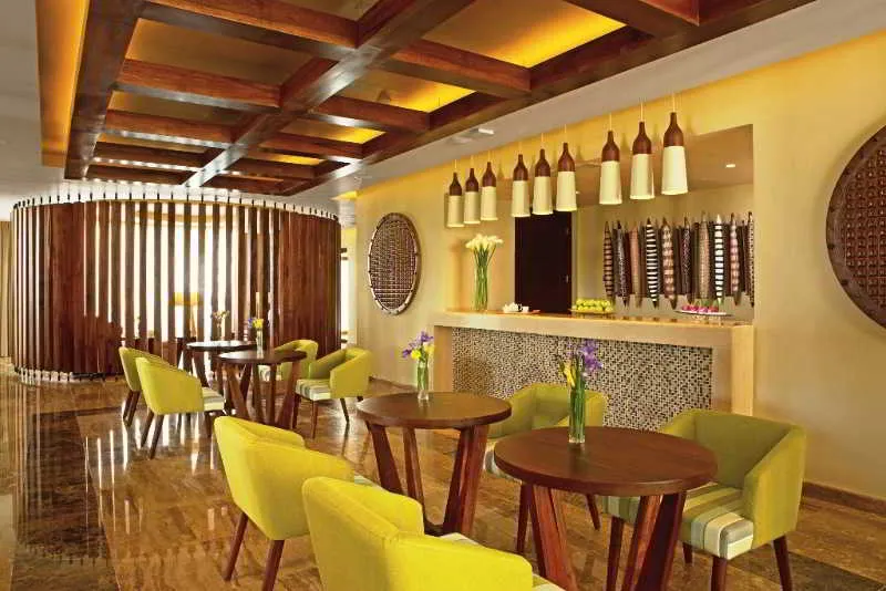 Bar, Secrets Playa Mujeres Golf & Spa Resort, Cancun Area