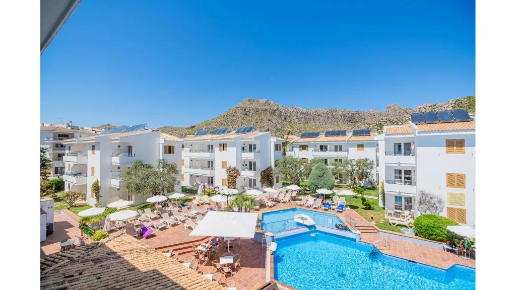 Pool, Flora, Majorca