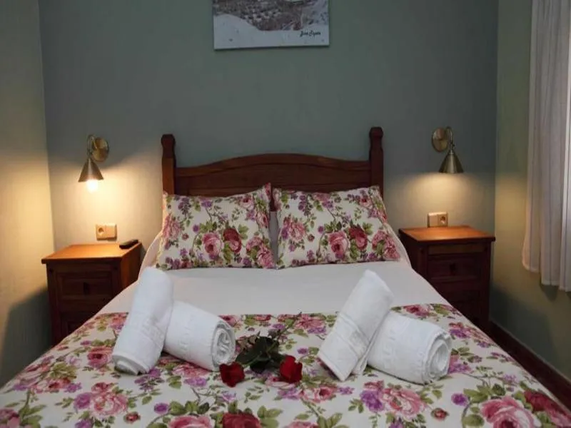 Room, Hotel Rural Valle Del Turrilla, Andalucia