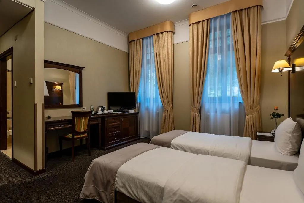 TWIN STANDARD Room, Hotel Grand Sal, Krakow