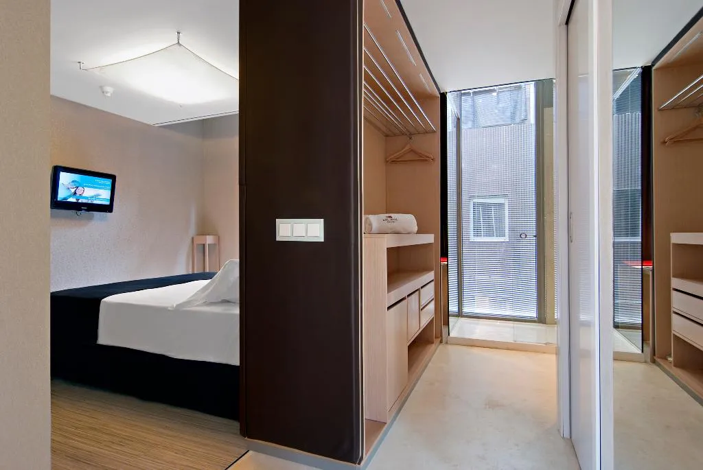 Double or Twin PREMIUM Room, Axel Hotel Barcelona & Urban Spa, Barcelona