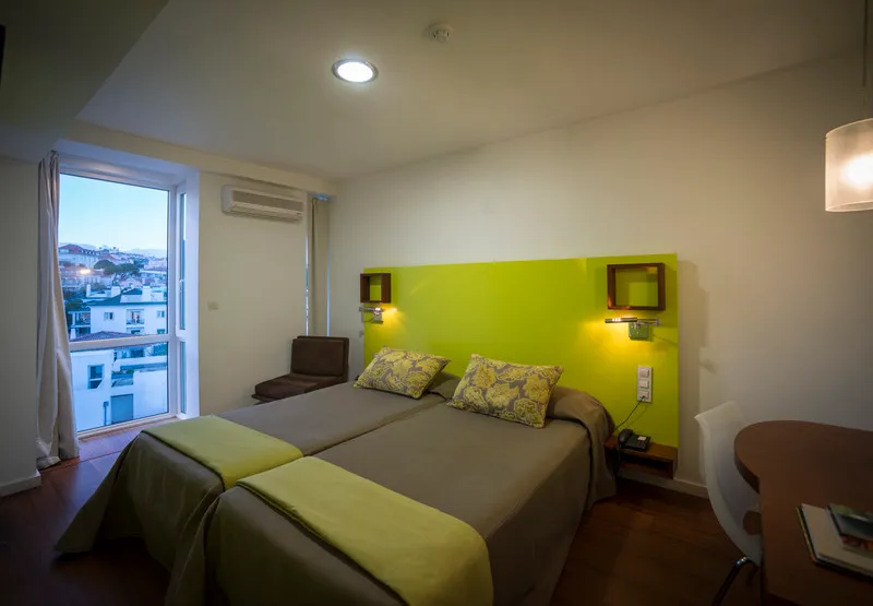 Double or Twin STANDARD Room, Saboia, Lisbon