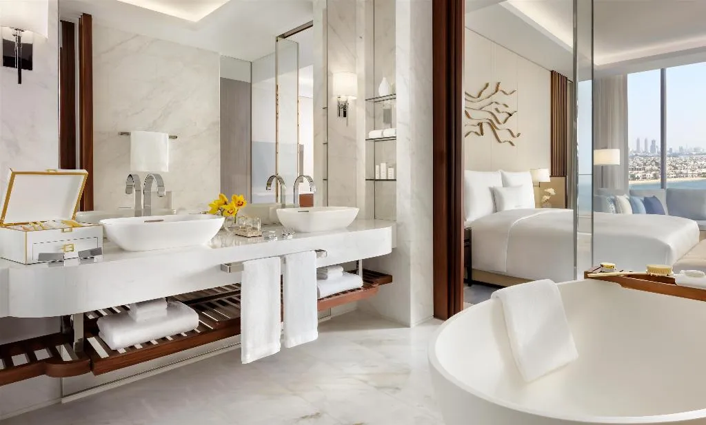 FAMILY ROOM WITH VIEWS Room, Atlantis, The Royal, Dubai