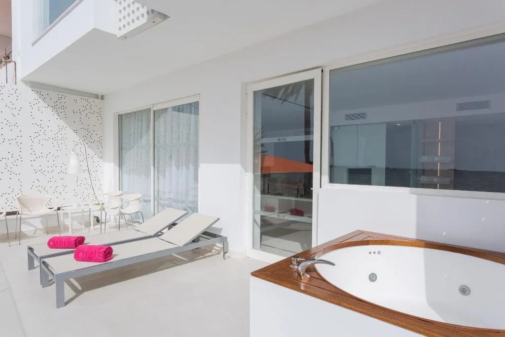 SUITE TWO BEDROOMS Room, One Ibiza Suites, Ibiza