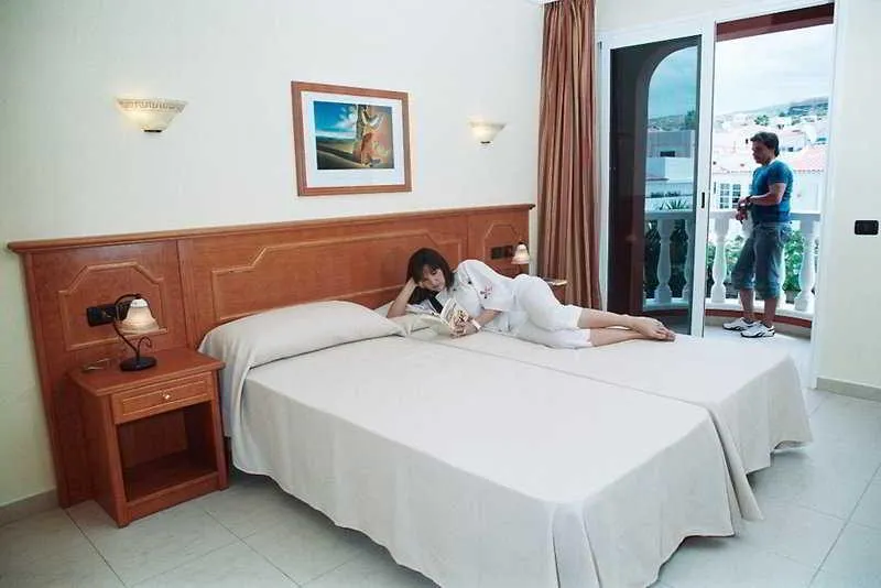APARTMENT CAPACITY 2 ONE BEDROOM Room, Callaomar, Tenerife