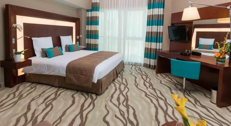 SINGLE SUPERIOR Room, Novotel Dubai Al Barsha, Dubai