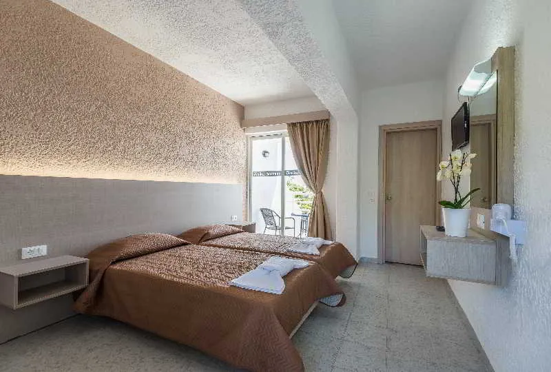Room, Essential Summer, Rhodes