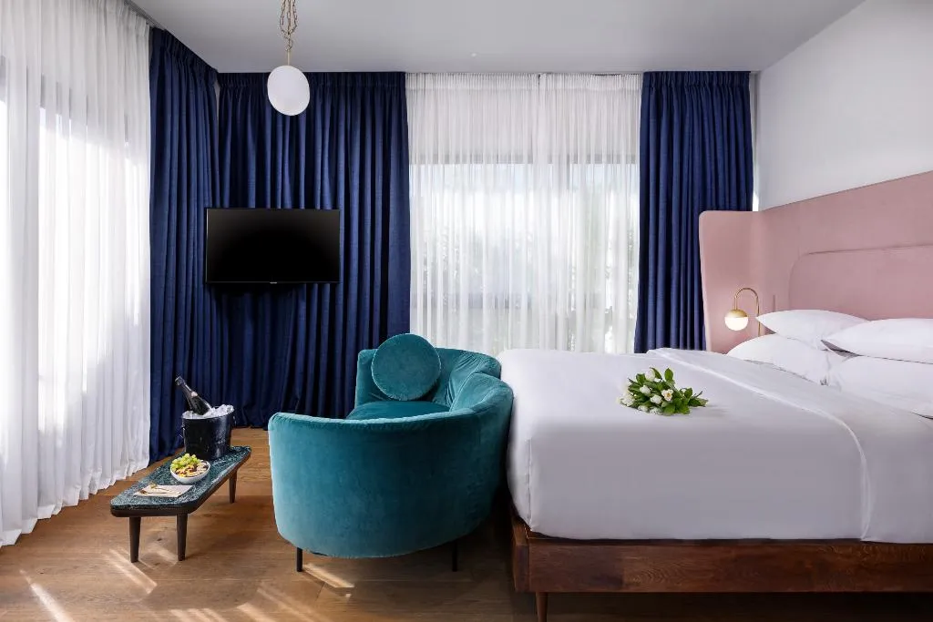 Room, Gatsby Athens, Athens