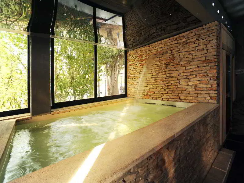 Sports and Entertainment, Hotel Domo, Perugia