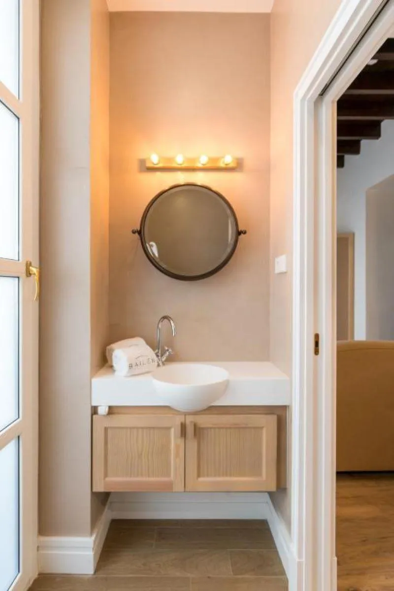 APARTMENT SUPERIOR Room, Honest Sevilla, Seville
