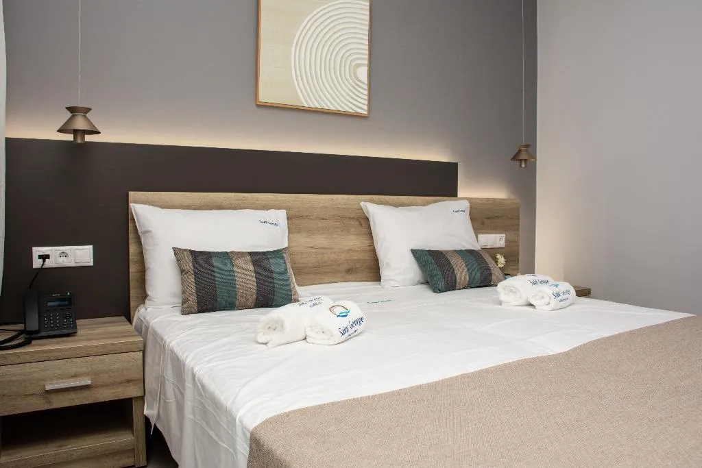 TRIPLE DELUXE SEA VIEW Room, Saint George Gournes Bay, Crete