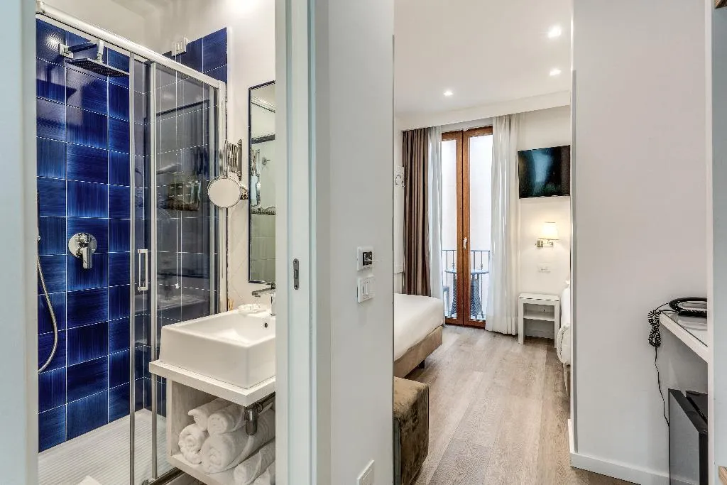 SINGLE STANDARD Room, Sorrento City, Naples