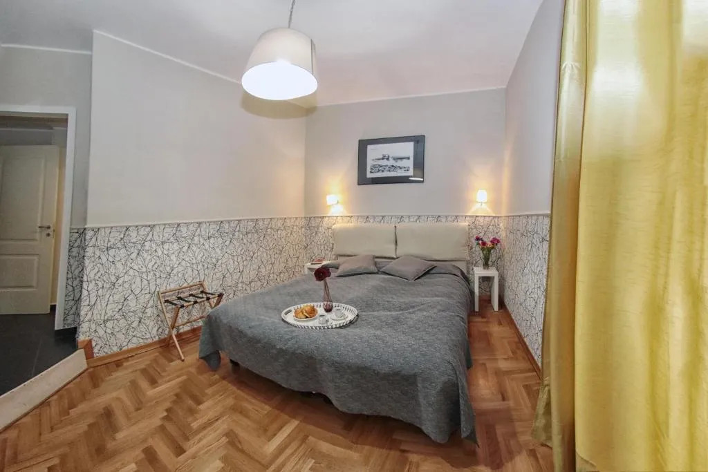 Double or Twin STANDARD Room, Cappella Vecchia 11, Naples