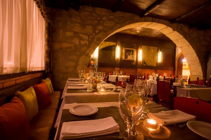 Restaurant, Internacional Porto, Porto