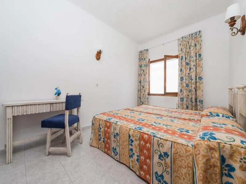 SINGLE STANDARD Room, Hostal San Francisco - Cala d'Or, Majorca