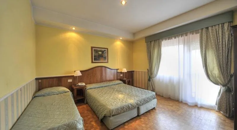 TRIPLE STANDARD Room, Aurora Garden, Rome