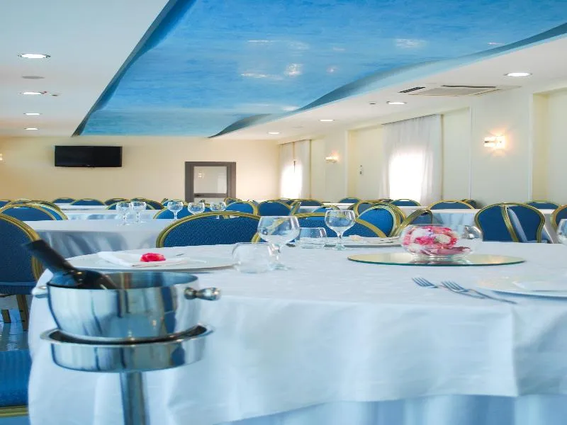 Restaurant, Hotel Premiere, Naples