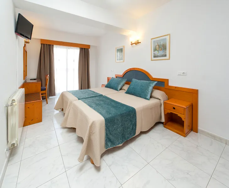 Double or Twin STANDARD Room, Hostal Mari, Ibiza