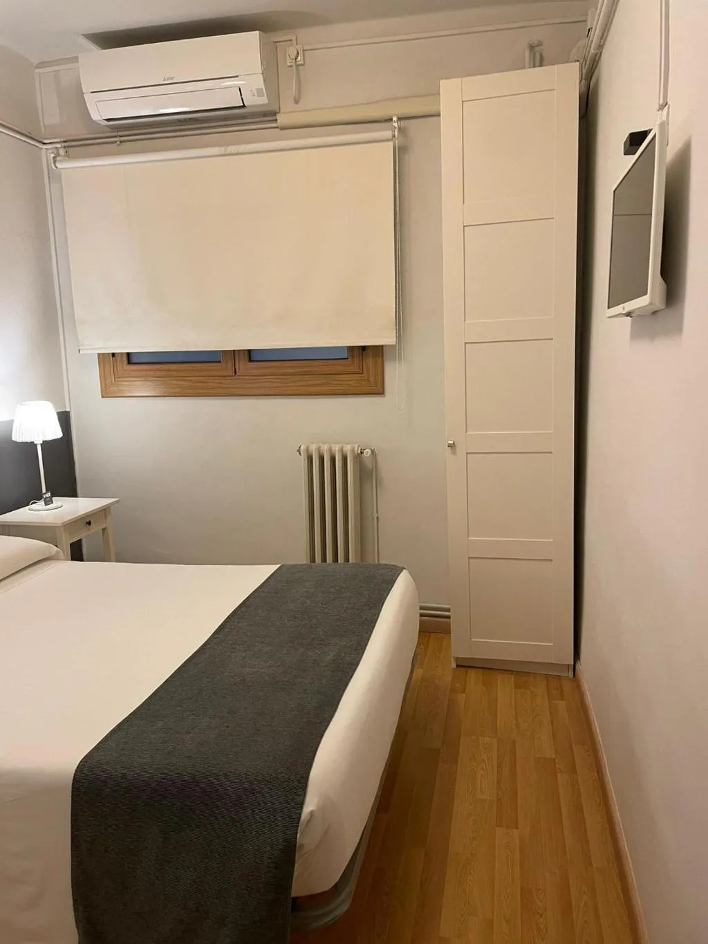 General view, Hostal El Ninot, Barcelona