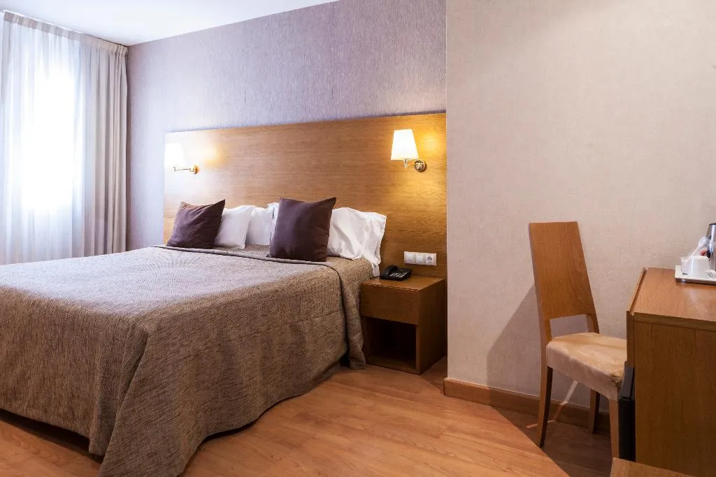Room, Don Paco, Seville