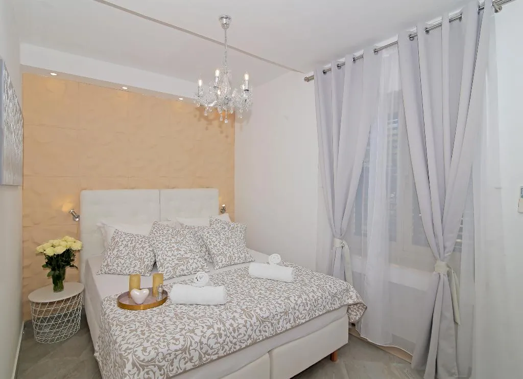 APARTMENT WITH TERRACE Room, Villa Antea, Dubrovnik