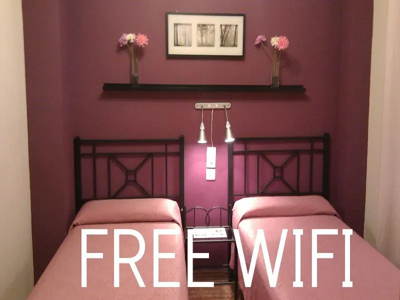 TWIN STANDARD Room, Jentoft, Seville