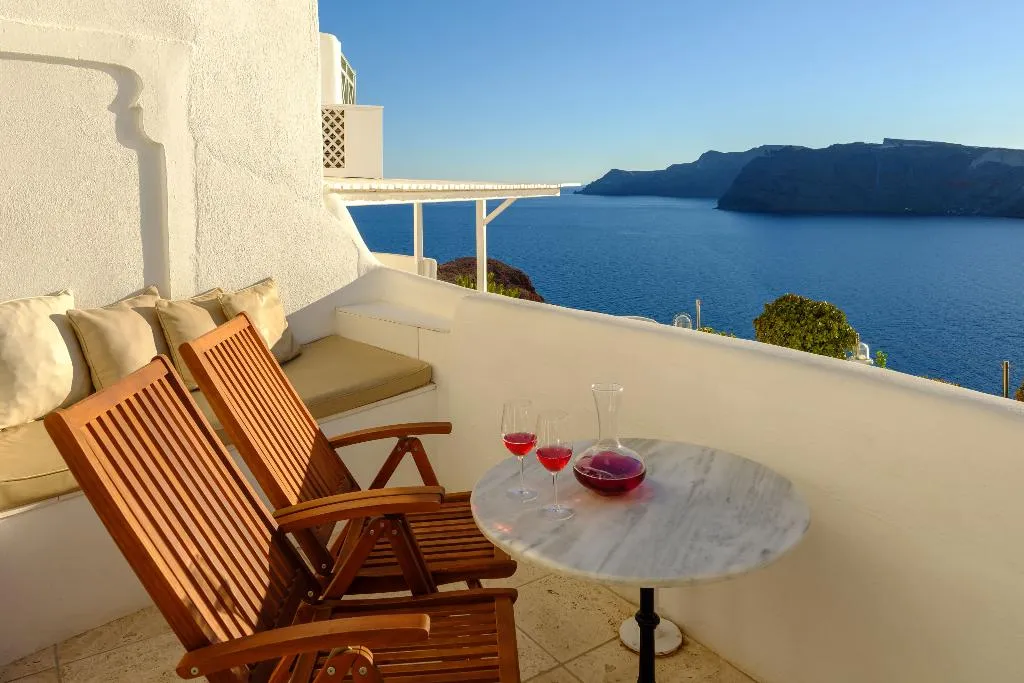 SUITE EXECUTIVE Room, Fanari Villas, Santorini