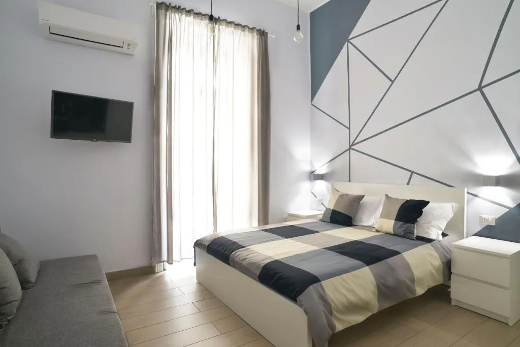 QUADRUPLE DELUXE Room, B B Emme21, Naples
