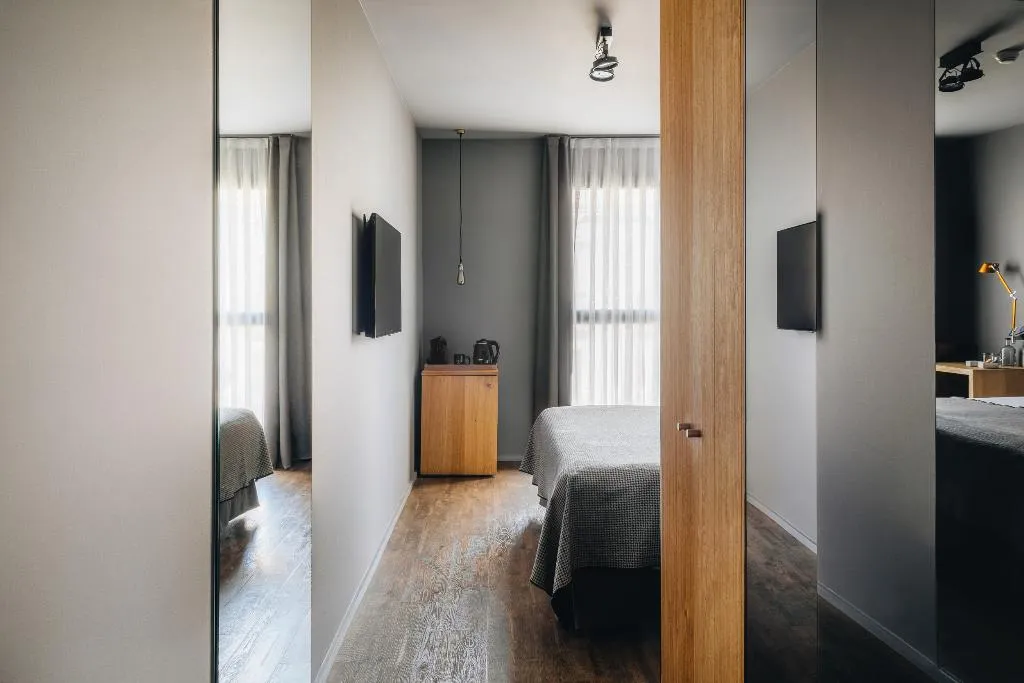 DOUBLE STANDARD Room, Uma House by Yurbban Trafalgar, Barcelona