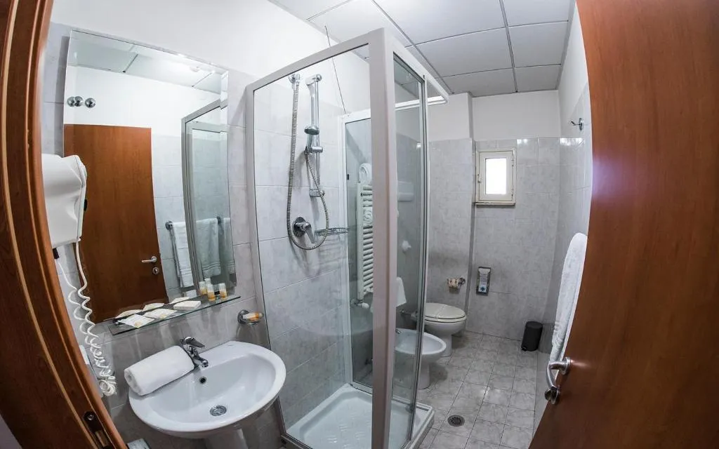 DOUBLE STANDARD Room, GH Hotel & Restaurant, Palermo
