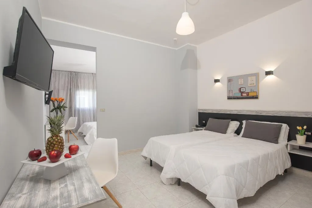 FAMILY ROOM CONNECTING ROOM Room, Hotel Club Eloro, Catania