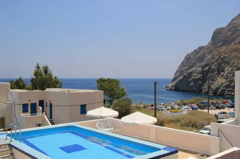 Pool, Zacharakis Studios, Santorini