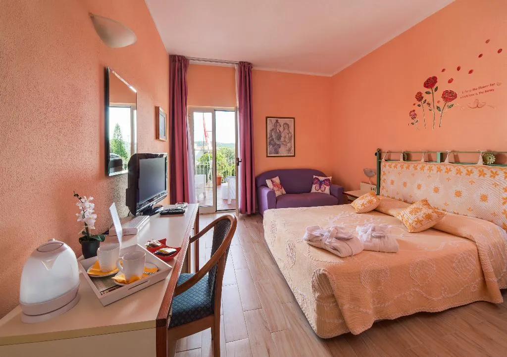 JUNIOR SUITE CLASSIC Room, Majore Hotel, Olbia