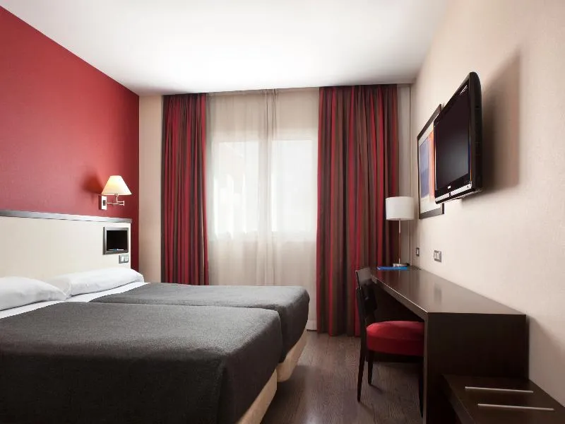 DOUBLE STANDARD Room, NH Parla, Madrid