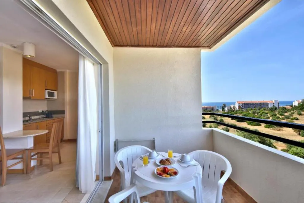 JUNIOR SUITE PARTIAL SEA VIEW Room, Interpass Vauhotel Apartamentos, Algarve