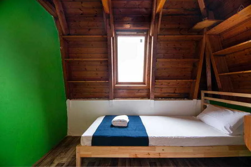 APARTMENT CAPACITY 4 TWO BEDROOMS Room, Mellow Youth Hostel, Barcelona