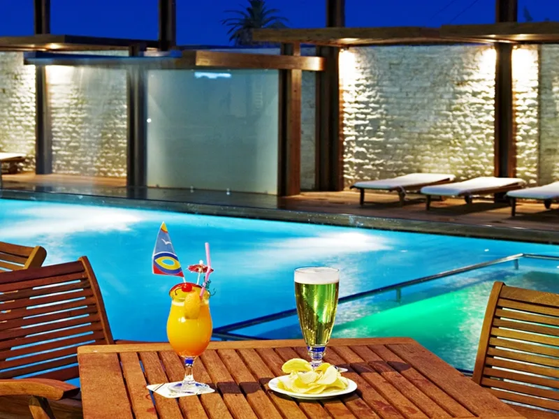 Bar, Athineon, Rhodes