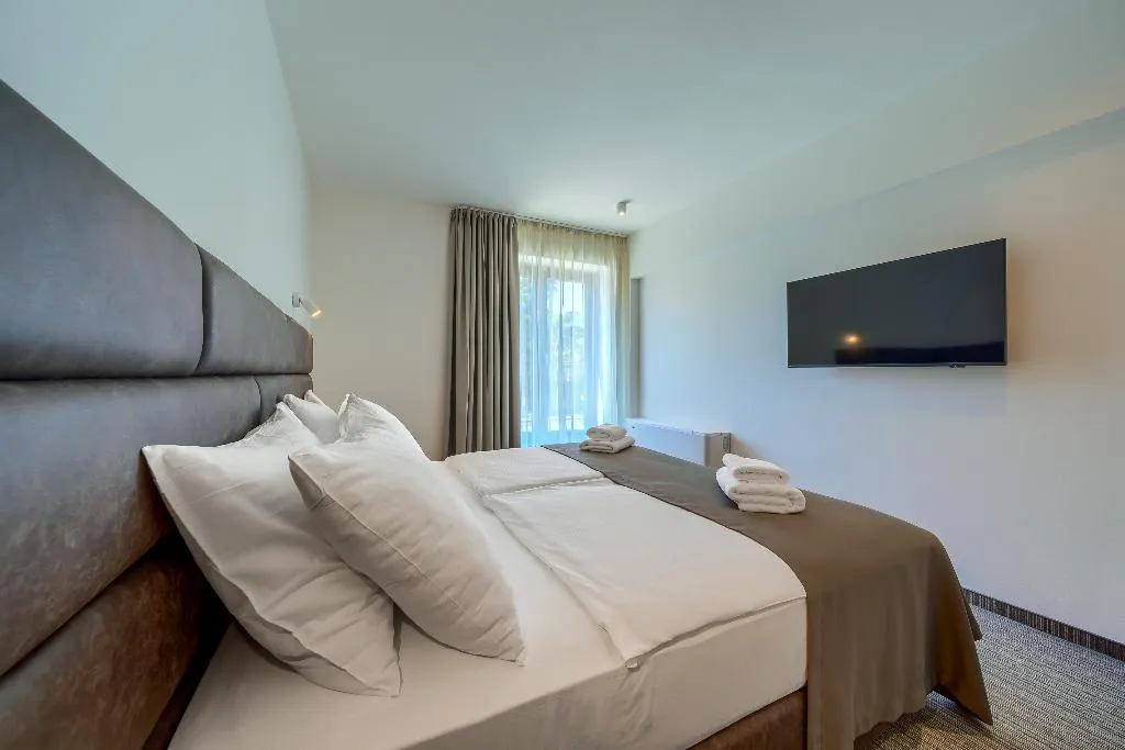 JUNIOR SUITE WITH BALCONY Room, Alkar, Split