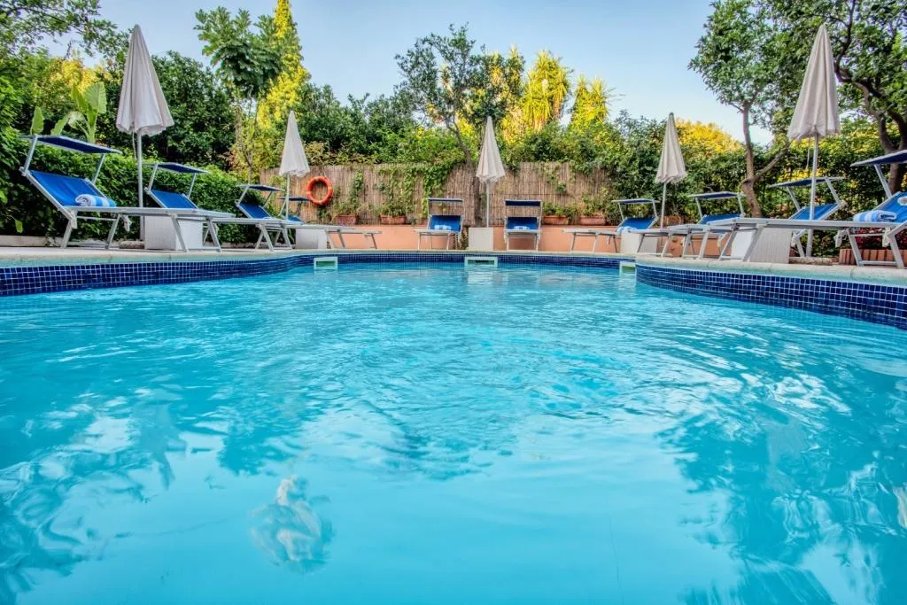 Pool, Hotel Regina Sorrento, Naples