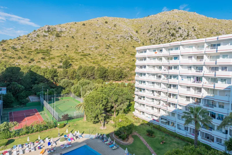 Sports and Entertainment, Apartamentos Siesta I, Majorca
