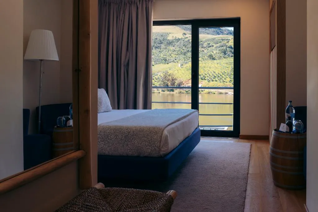 DOUBLE RIVER VIEW Room, Folgosa Douro Hotel, Porto
