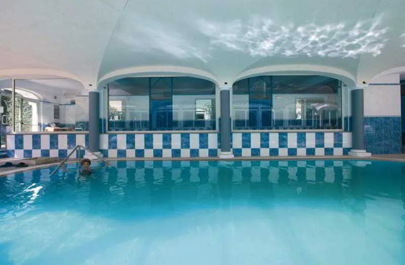 Pool, Grazia Terme, Naples