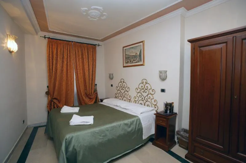 DOUBLE BASIC Room, Domus Florentiae Hotel, Florence
