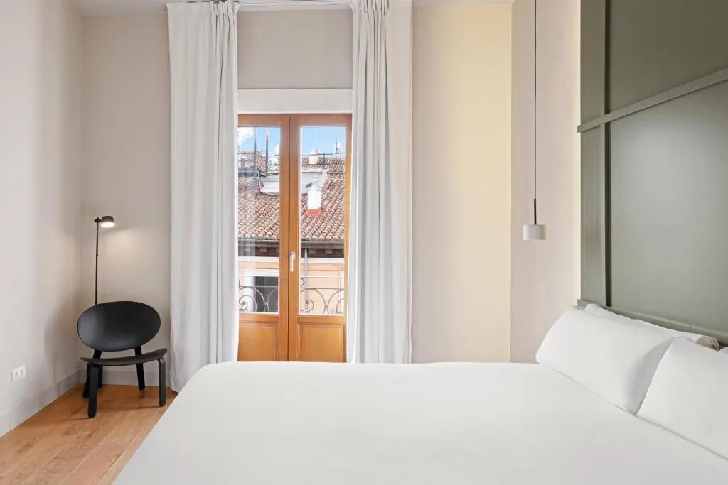 Room, B&B Apartamentos Madrid Centro Fuencarral 46, Madrid