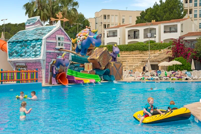 Pool, FERGUS Club Europa, Majorca