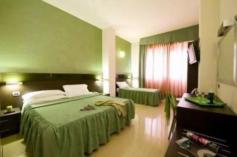 General view, Hotel Ideale, Milan