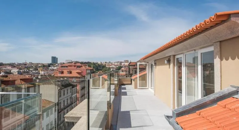 Terrace, The Editory House Ribeira Hotel, Porto